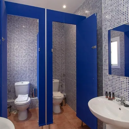 Apartamento C75 - Comfy 3 Bedroom Near Center